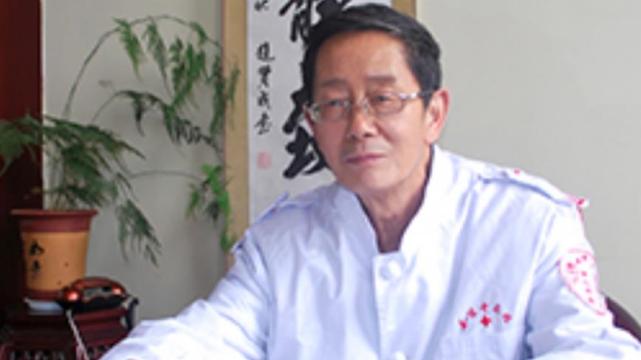 排便|名医施慧，行医40余载，在中医男科、妇科、皮肤科领域颇有建树