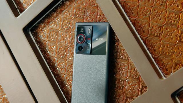 安卓|努比亚新机仅3399起，4nm芯片+5000mAh大电池，不多见的良心产品