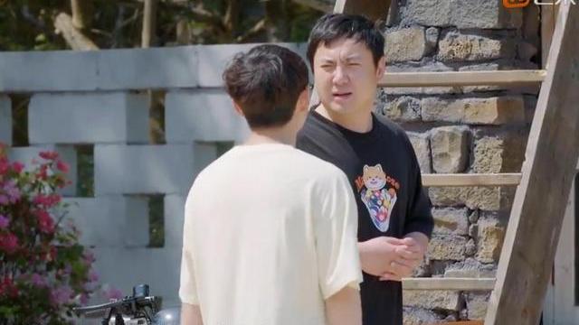 发型 沈腾反套路护肤看懵网友，不洗脸直接涂抹，从精华到眼霜一个不少