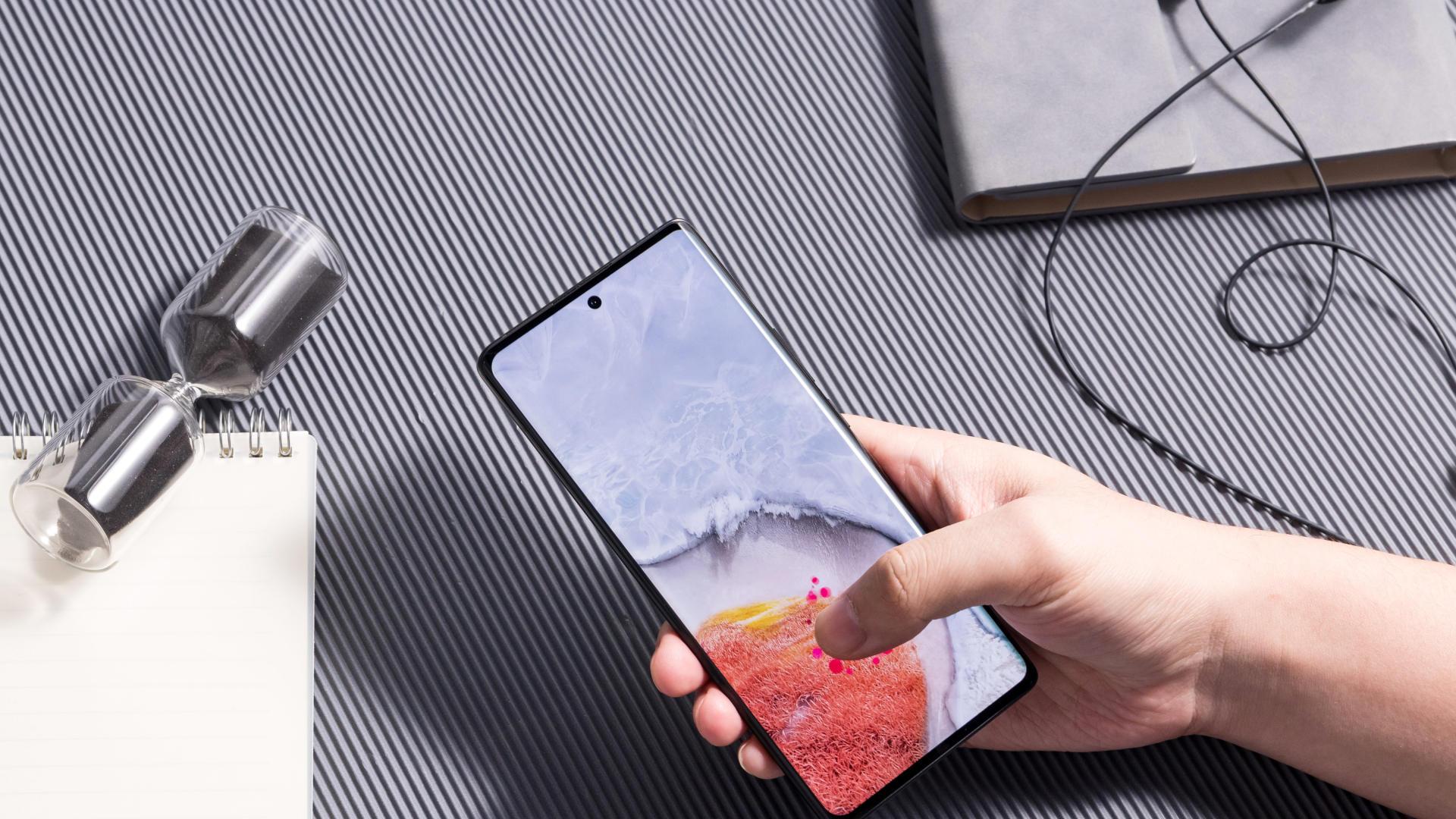 疯狂|vivo X80 Pro体验：5000万像素+蔡司微云台，vivo的重磅旗舰