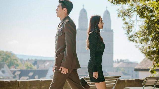 爱的迫降|《爱的迫降》男女主结婚啦，婚礼放剧主题曲，我们来重温取景地吧