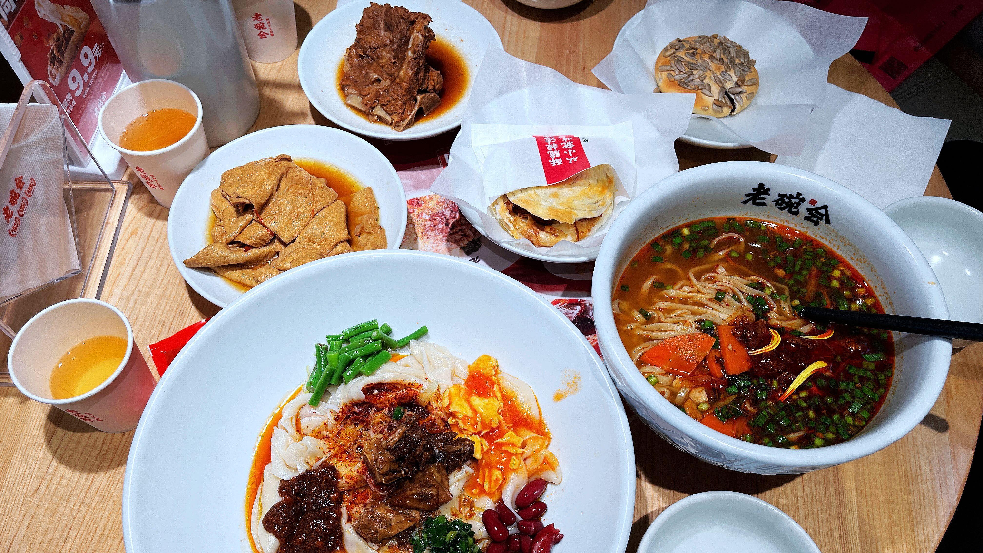 鸡蛋|正月初六带儿子游玩，吃烩面吃寿司，一餐花掉180块，居然没吃饱