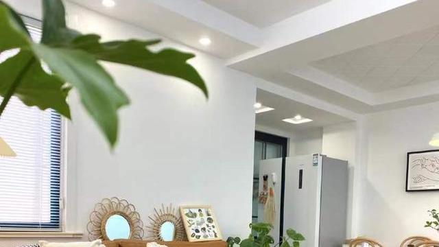 90后小夫妻爆改二手老房子，摇身变成一个时尚婚房，真的超级浪漫