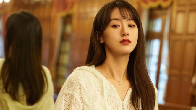 章泽天|袁冰妍近况令人担忧，留守横店食宿自理，已脱离剧组，情绪不稳定