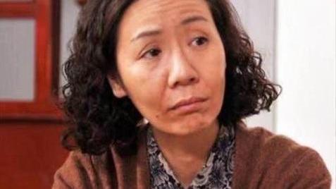 大S|因长得太丑被北影录用，曾和许晴蒋雯丽是同班同学，如今成这样