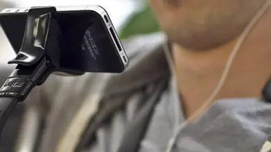 驼背|当心！这种姿势虽然舒服，但是对身体却有很大的伤害......