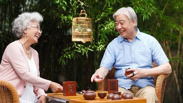 运动|上了岁数容易有“加龄臭”？提醒：46岁后做好4件事，老了也不臭