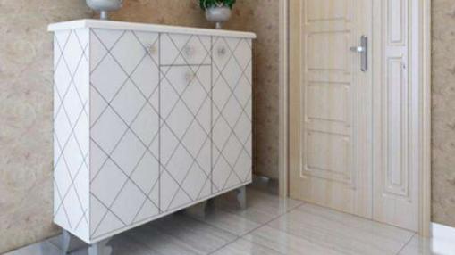 家里大门口一旦这样摆放鞋柜，小心断了财路，再有钱也会住穷！