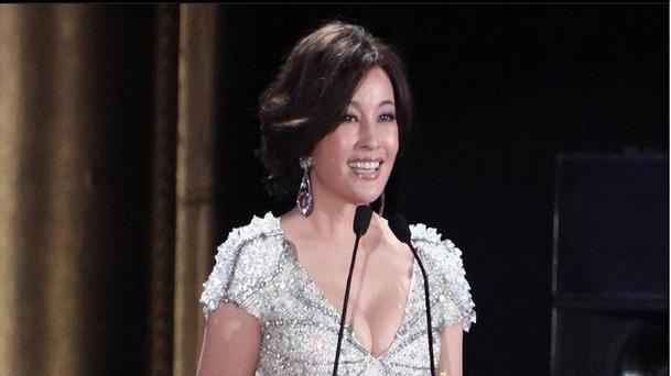 柳岩|至今没生孩子的11位中老年女星，独居遗憾，亿万身家没子女继承