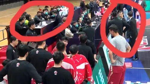 赵岩昊|杨宏峰怒批砸人饭碗动作，浙江悍将惨遭点名“警告”，裁判再度被骂惨