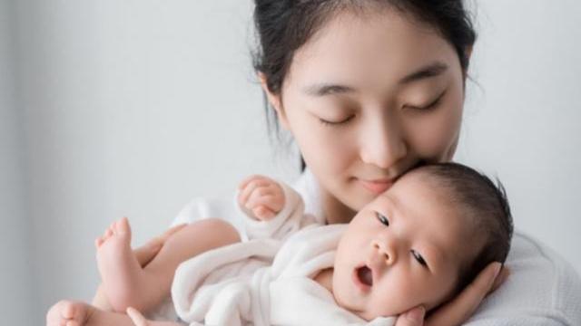 花滑|幸福！中国花滑女神公布升级当妈喜讯，生娃后依旧美艳动人气质佳