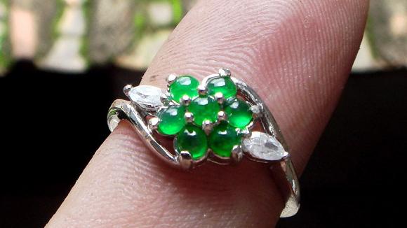 翡翠|翡翠的知识有很多，只有不断学习才能掌握，你对翡翠有什么认知？