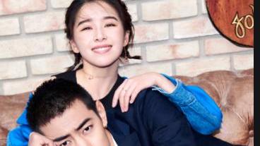 纪凌尘|纪凌尘对姐弟恋情有独钟？与韩国女友罕同框，两人穿搭惹争议