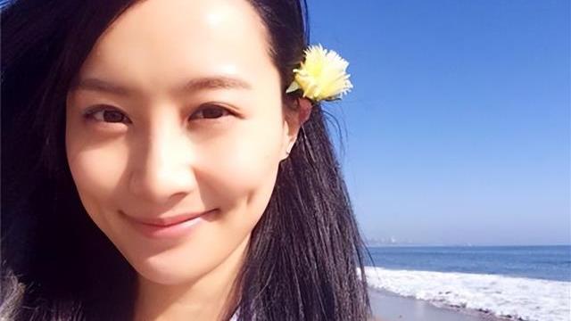 陈法拉|陈法拉，一嫁富二代薛世恒洒脱离婚，再嫁法国外交官终获幸福