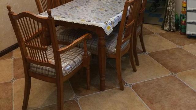 参观好友新房，一进门跌破眼镜！整屋老古董，难道我穿越了？