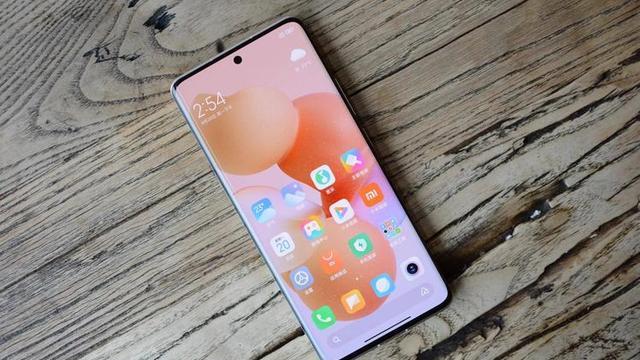 小米科技|小米打造“潮流新物种”，这才是颜值天花板，iPhone14还有机会吗