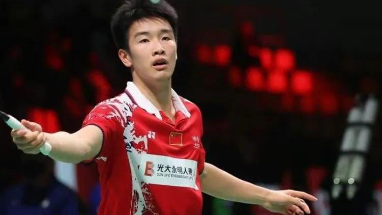 日本队|国羽5胜2负！李诗沣被日本弟弟逆转出局，翁泓阳突发退赛