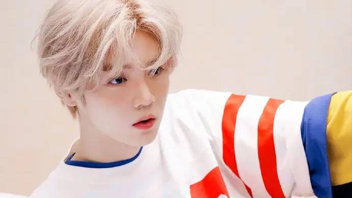 鹿晗|鹿晗家庭情况曝光！从小生活在军属大院，网友：妥妥的军区少爷