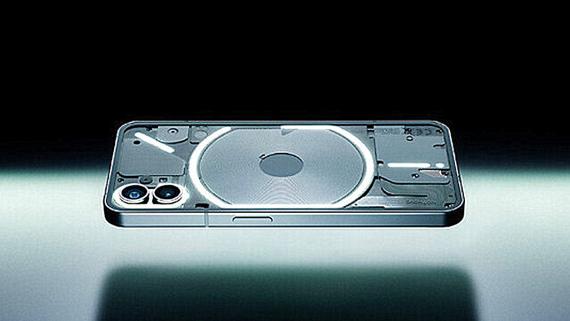 操作系统|全凭颜值？骁龙778G Plus+不附赠充电器，2655元值得买吗？