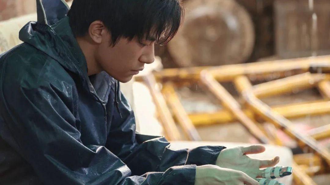 肖战|易烊千玺转型？肖战被冷落？唐嫣被孤立？吴磊冲奖？张杰黑红路线