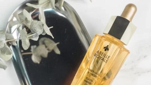 护肤品 适用于干皮的大牌精华：好皮肤慢慢养出来，坚持才会出效果！