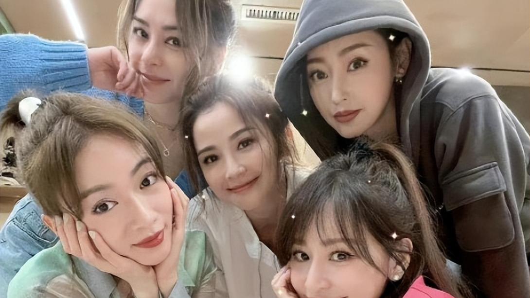 王心凌|王心凌《浪姐3》组团引来满满回忆杀，队长靠计谋招揽TWINS