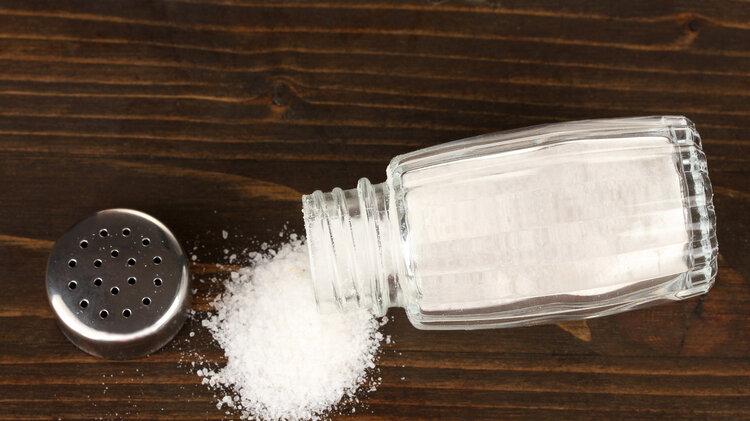 高血压|家里换包盐，每年少死百万人！北大研究：低钠盐或可减少死亡风险