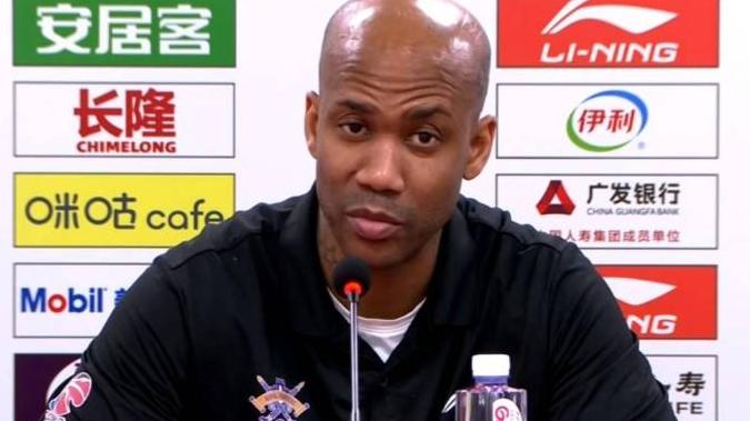杜锋|CBA三消息：辽宁接触NBA后卫，郭昊文韧带受伤，马布里赛后吐苦水