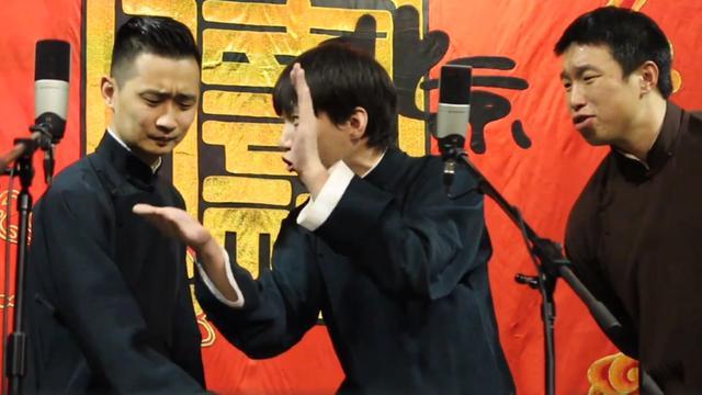 何九华|德云社烧饼与李九春何九华同台，登场后砸挂不断，头九果然没怂人