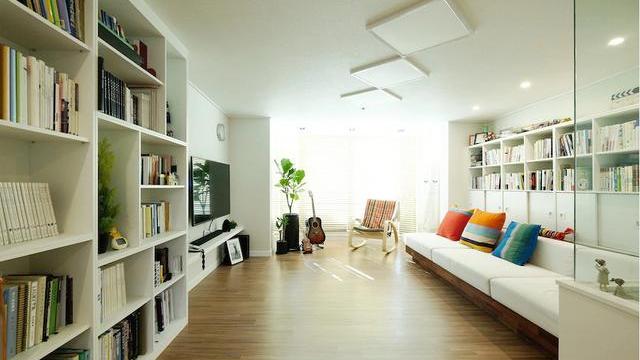 普通人的93，客厅沙发不靠墙，卧室一分为二装书房，装修不普通