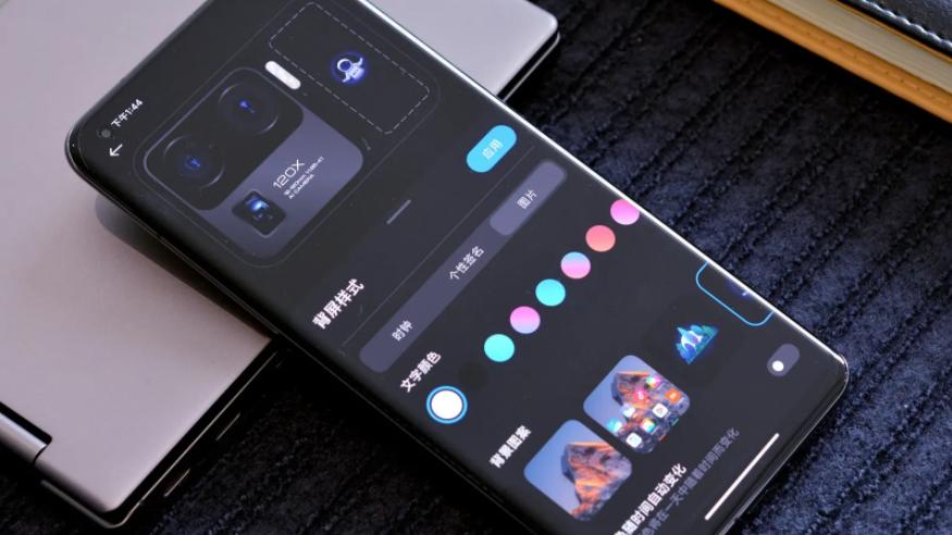 VR|相比小米12，小米11从参数以及外观上，解决了小米10存在的问题