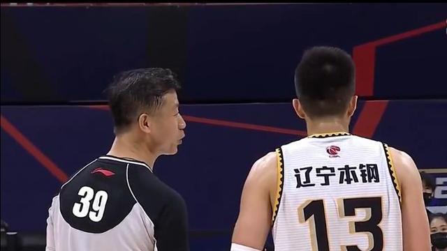 广东男篮|威姆斯清空更衣箱，广东已通知不会续约，山东发出邀请取代哈德森