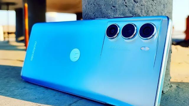 摩托罗拉|超高性价比！12GB+512GB售价不到2500？这款5nm旗舰值得拥有！