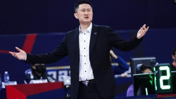 广东男篮|广东队第二轮阵容基本确定！强力前锋回归，杜锋有底气