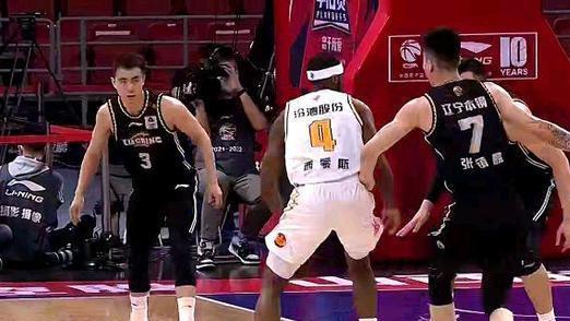 山西男篮|拒绝爆冷！辽宁12-0疯狂追分，双子星16+8全力救主，丛明晨很给力