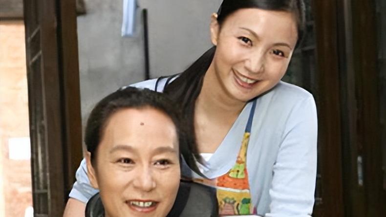 奚美娟|奚美娟：没出月子就离婚，单身养子27年，离婚多年与前夫情同一家