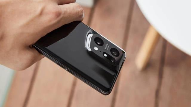 MIUI|OPPO难得大方，4nm影像机皇下跌1200，没买早的恭喜了