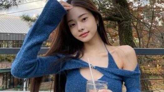 李佳琦 李佳琦推荐的美白精华液火了，一瓶不到60块，完美拯救暗黄干燥肌