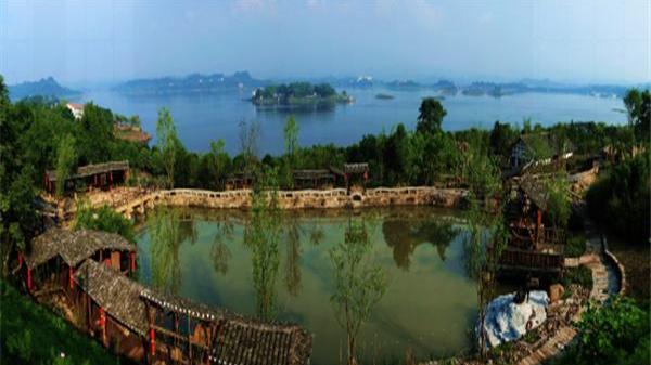 徽州|重庆一4A景区走红，以湖光、岛影、鱼鲜闻名遐迩，深受游客喜爱