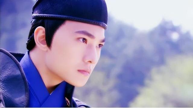 锦衣卫|没气质就别演锦衣卫！有人穿飞鱼服优雅霸气，有人仪态不好像太监