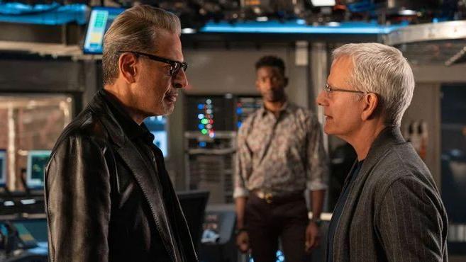 侏罗纪世界统治|《侏罗纪世界3》里8件不可思议的事，主要情节也难经得起推敲