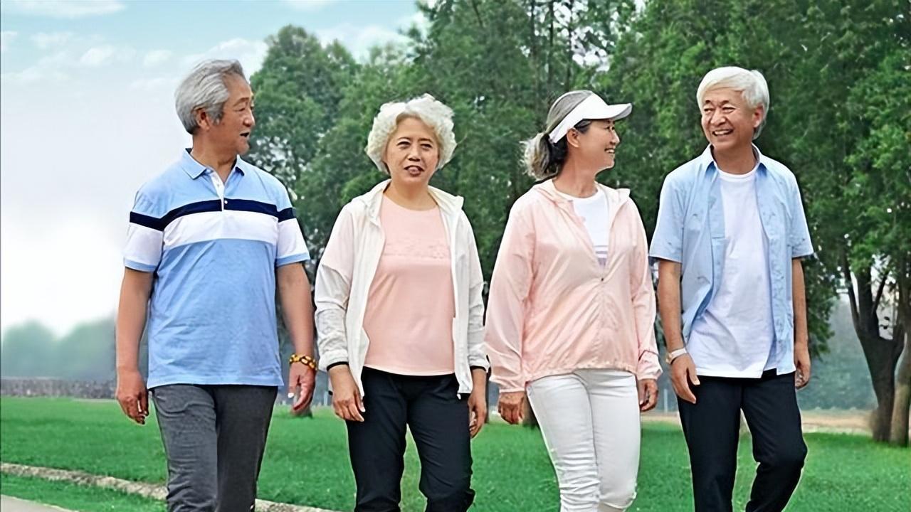 运动|走路真的能长寿？医生：过了50岁，做好4件事，或许比运动更重要