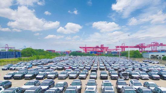 主要亮点在出口，奇瑞集团公布10月的销量100531辆，同比下降1.1%