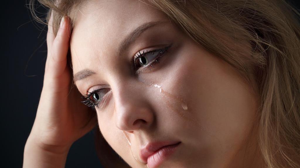 李玫|“领导器重她，忽视我”，职场“失宠”比失恋更难受，一招破解