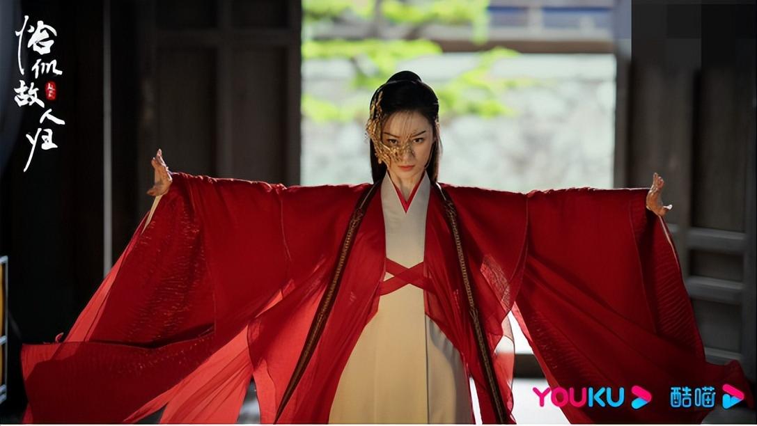 迪丽热巴|《恰似故人归》中的3大美女，2位女配大有来头，颜值演技不输热巴