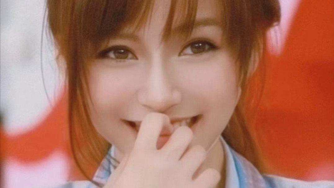 Angelababy|Angelababy美少女养成记，童年时期好似萝莉，精致得像个瓷娃娃