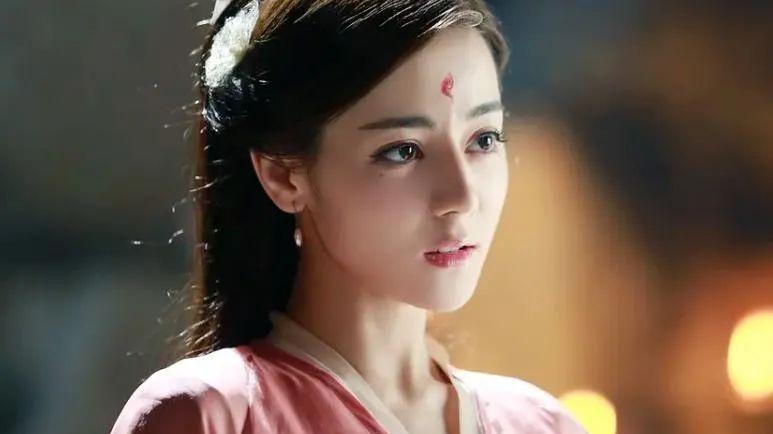 嘉行传媒|嘉行演员现状：看似风光、急需转型、颜值滑坡，整体内卷十分严重