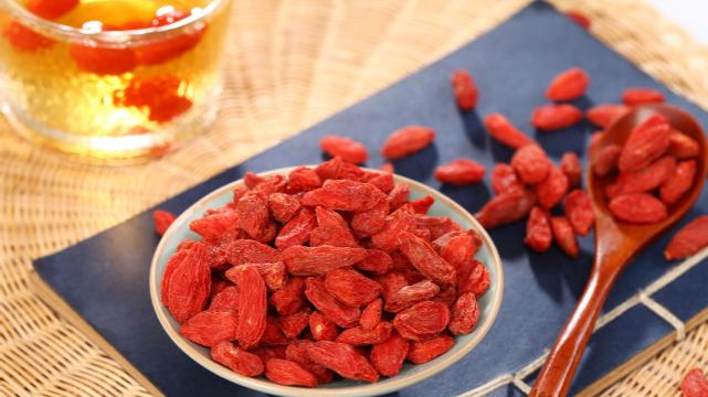 枸杞|经常吃枸杞，可以“生精”、降血糖吗？望你早点搞清楚
