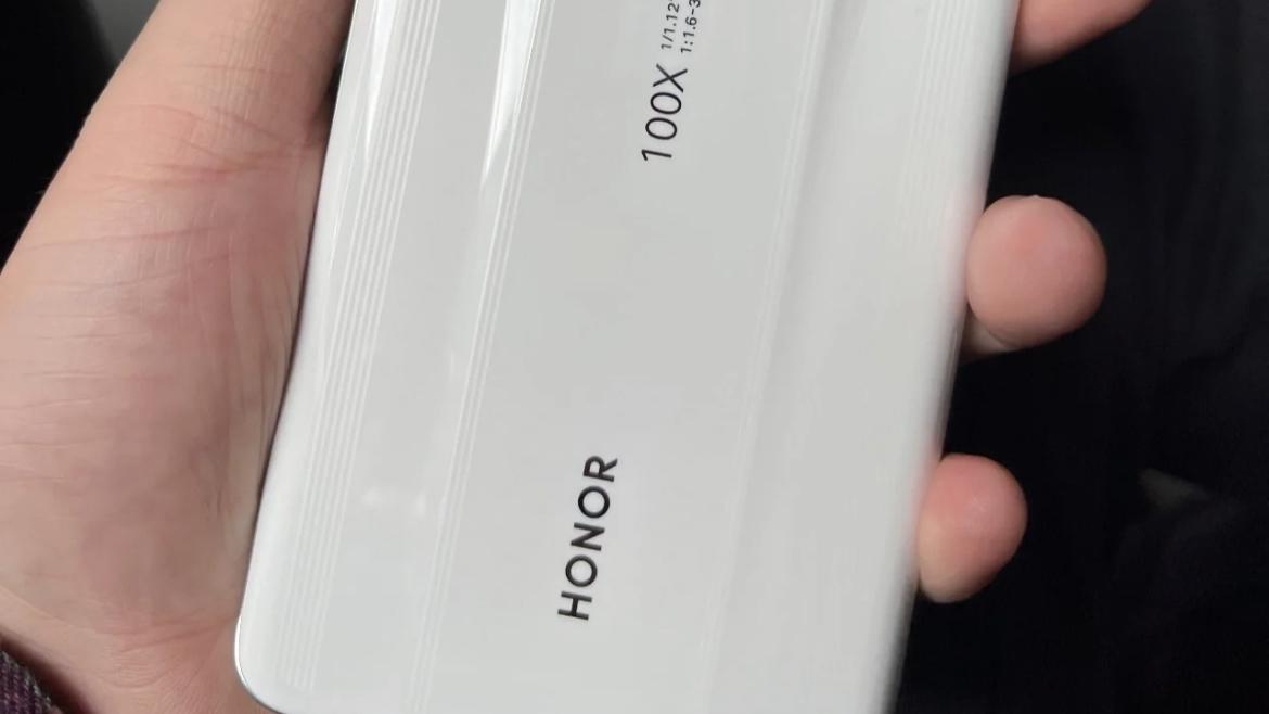 Instagram|2022年第一季度手机圈现状，苹果神话破灭，国产逆势反超