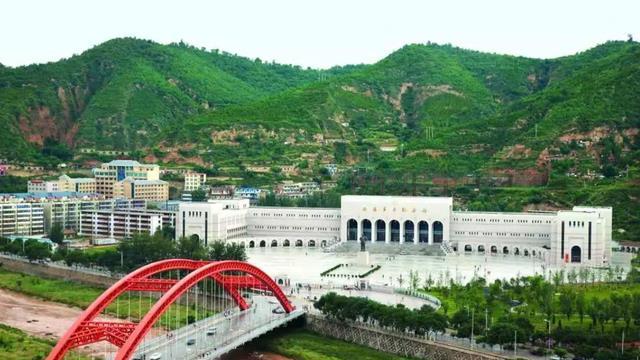 中国建筑风格不能靠单纯的怀古，现在的建筑应该拒绝日式风格泛滥